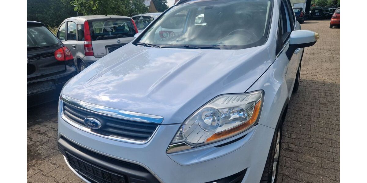 Ford Kuga 192.000 km 3.900 &euro; Langenbrettach 74243