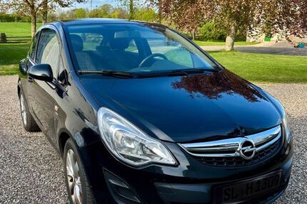 Opel Corsa 230.000 km 2.900 &euro; Boren 24392
