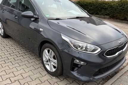 Kia ceed / Ceed 109.000 km 13.990 &euro; Altdorf / Landshut 84032
