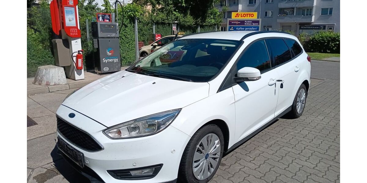 Ford Focus 165.000 km 5.250 &euro; Berlin 12109