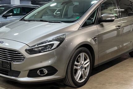 Ford S-Max 147.037 km 12.800 &euro; München 81677