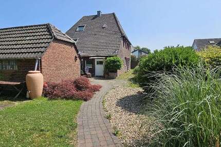 Haus zum Kaufen in Krefeld 319.000 € 95 m²