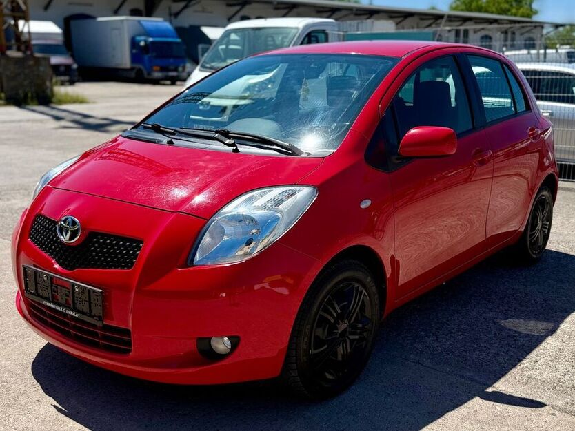Yaris
