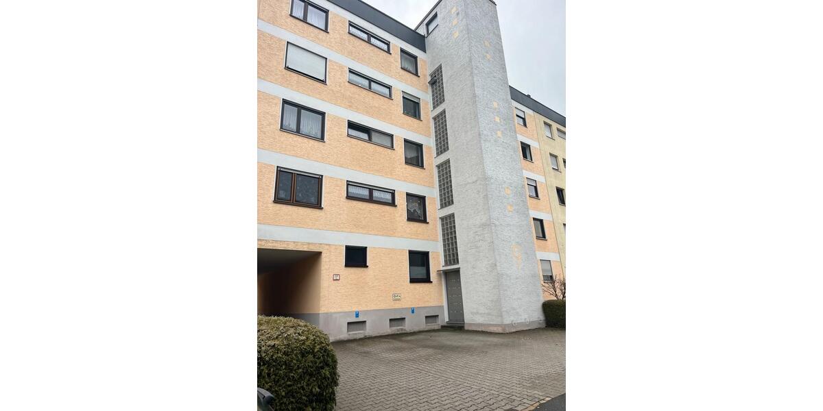 *Rebühl* - 79 qm - Renovierte 3-Zimmer Wohnung mit Balkon 3 zimmer