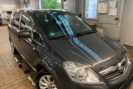 Opel Zafira 99.700 km 7.359 € Schkeuditz 04435
