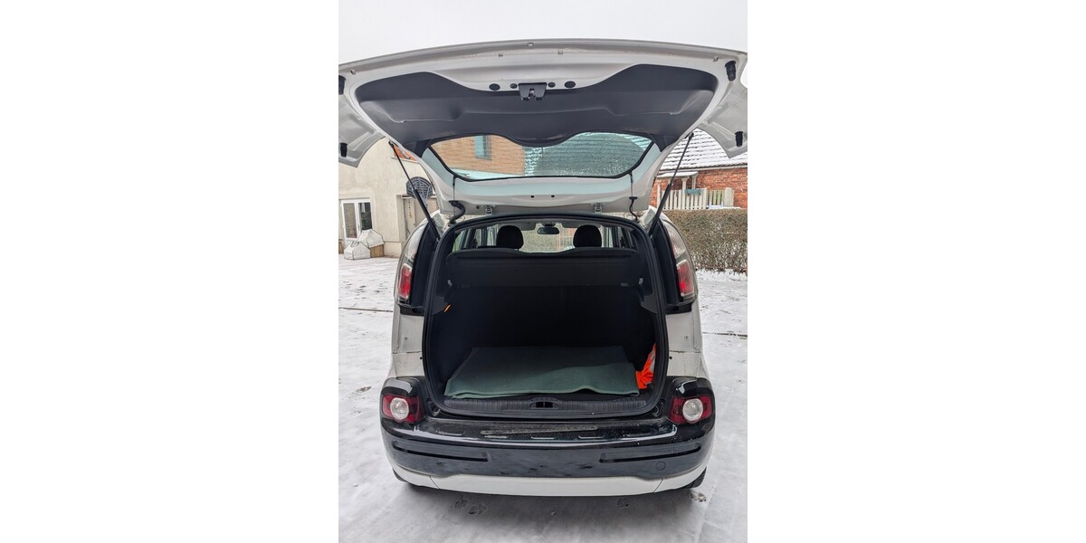 Citroen C3 Picasso 46.613 km 8.799 &euro; Elsterheide 02979