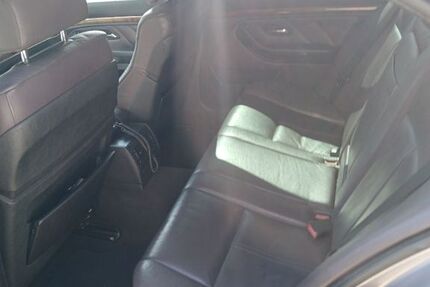 BMW 528