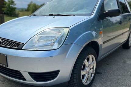 Ford Fiesta 150.000 km 1.799 &euro; Reutlingen 72770