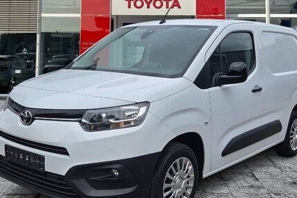 Toyota Proace City 105.931 km 15.990 &euro; Dresden 01139