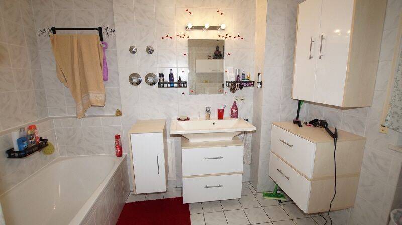 Etagenwohnung Straubing - 2 Zimmer, 73 m&sup2;, 700&euro; | Angebot:26881933