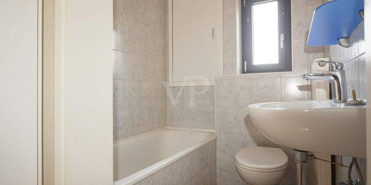 Mehrfamilienhaus, Wohnhaus Ansbach - 6 Zimmer, 130 m&sup2;, 330.000&euro; | Angebot:25733896