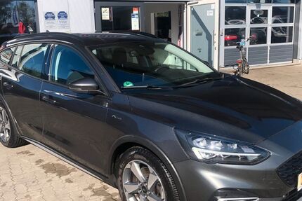 Ford Focus 87.899 km 12.900 &euro; Henstedt-Ulzburg­­­ 24558
