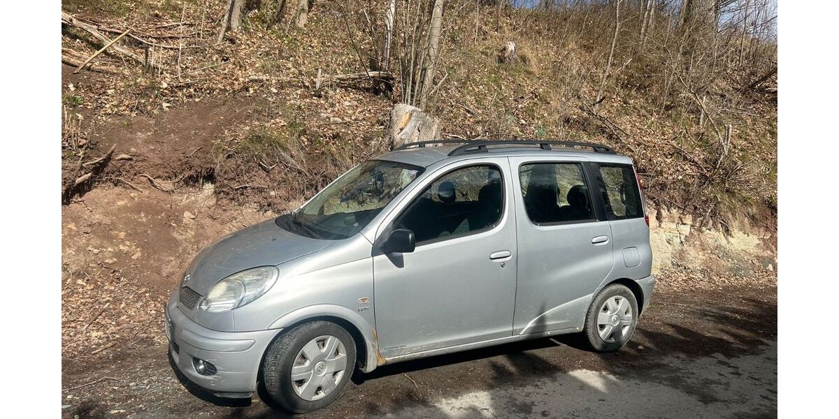 Toyota Yaris 194.000 km 750 &euro; Mainleus 95336