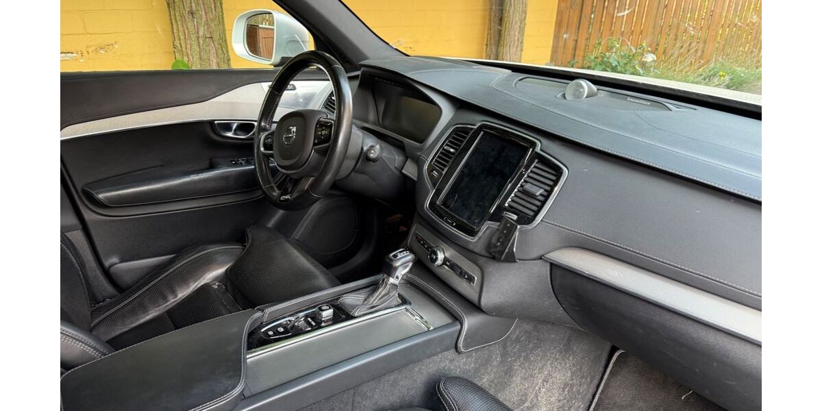 Volvo XC90 228.000 km 22.900 &euro; Berlin, BRITZ 12347