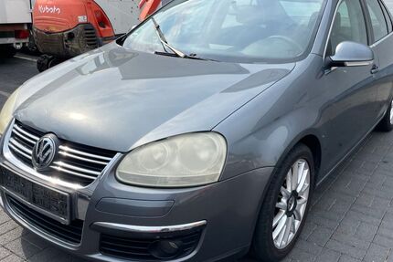 VW Jetta 172.000 km 1.990 &euro; Düren 52351