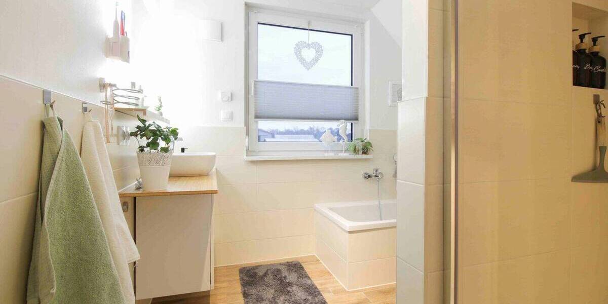 Einfamilienhaus Feldberger Seenlandschaft Neuhof - 4 Zimmer, 100 m&sup2;, 299.000&euro; | Angebot:26319319