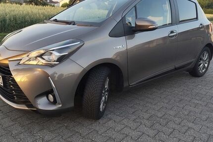 Toyota Yaris 203.000 km 9.500 &euro; Hünstetten 65510
