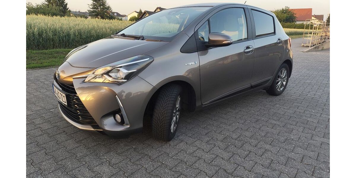 Toyota Yaris 203.000 km 9.500 &euro; Hünstetten 65510