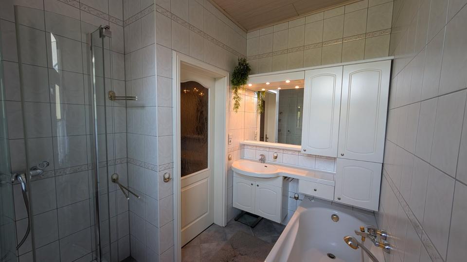 Einfamilienhaus Dessau-Roßlau Roßlau - 8 Zimmer, 198 m&sup2;, 395.000&euro; | Angebot:25941084