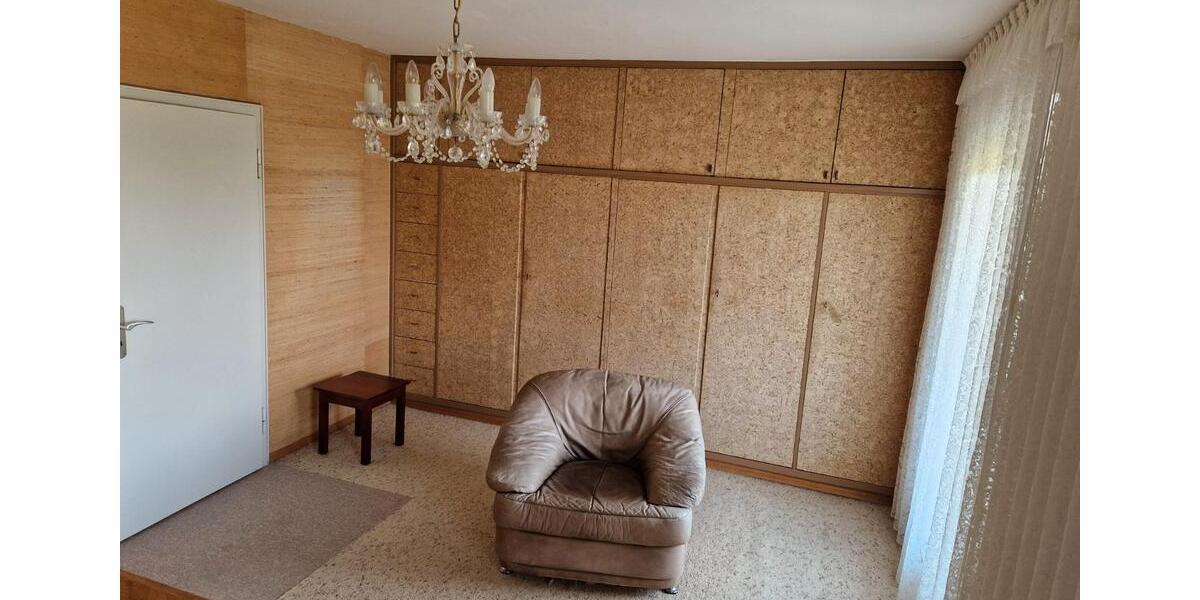 Reihenhaus Selb - 7 Zimmer, 134 m&sup2;, 129.000&euro; | Angebot:27226593