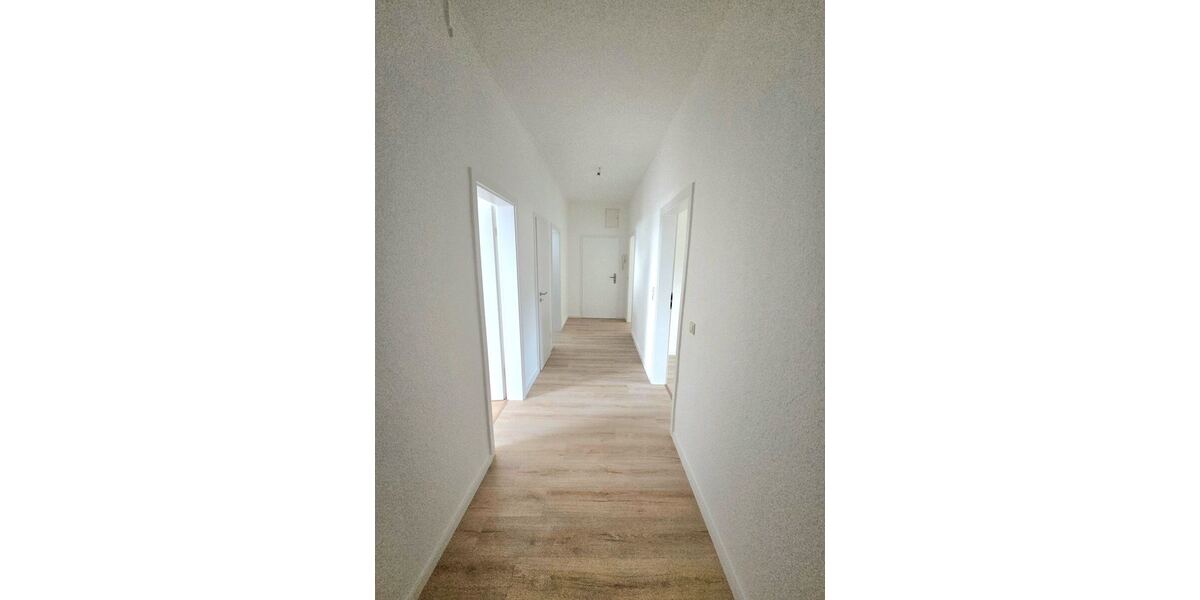 Schicke 3-Zimmer-Dachgeschosswohnung in zentraler Lage von Stollberg! 3 zimmer