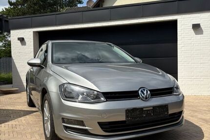 VW Golf 40.000 km 8.999 &euro; Luhden 31711
