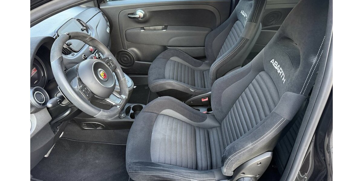 Abarth 695C 1.4* Cabrio,unfallfrei,1.Hand,Automatik* 22.000 km 29.850 &euro; Schorndorf 73614