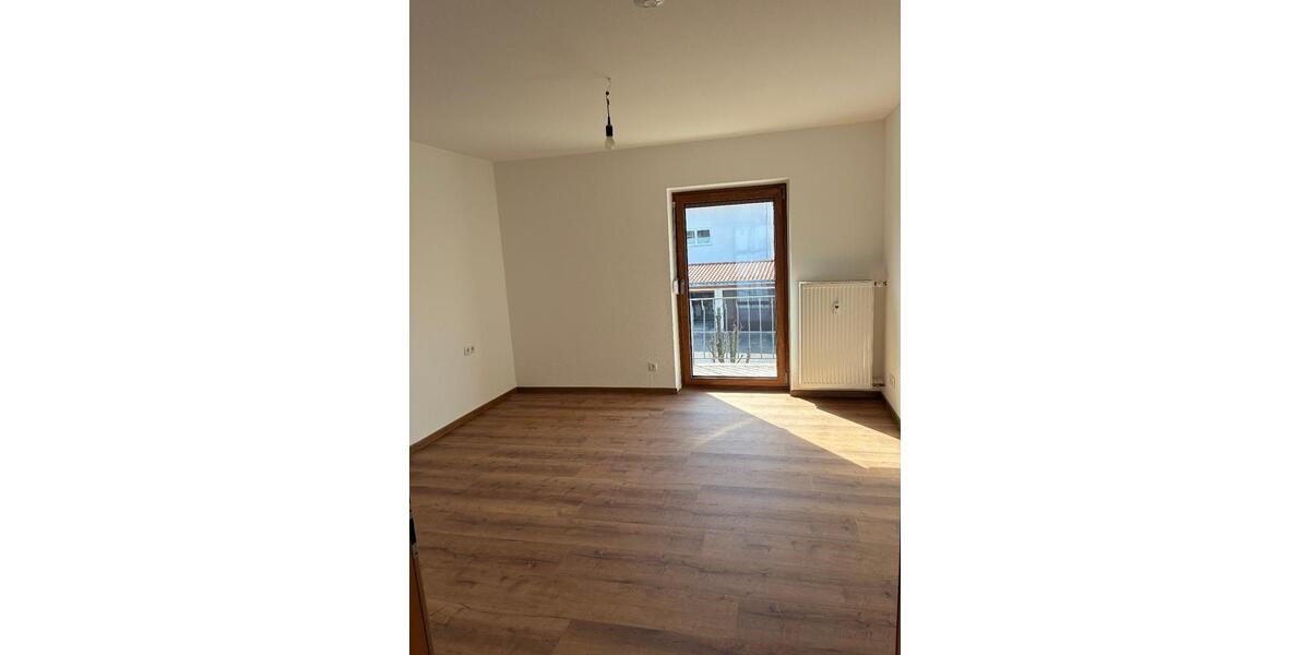 Einfamilienhaus Raubling - 4 Zimmer, 118 m&sup2;, 1.300&euro; | Angebot:26227865