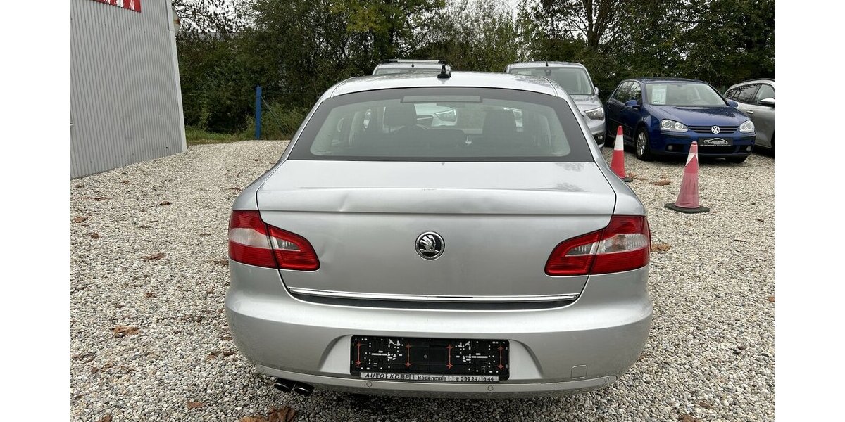 Skoda Superb 1.8 i Ambition Xenon Navi PDC SHZ 154.900 km 1.500 &euro; Altdorf 84032
