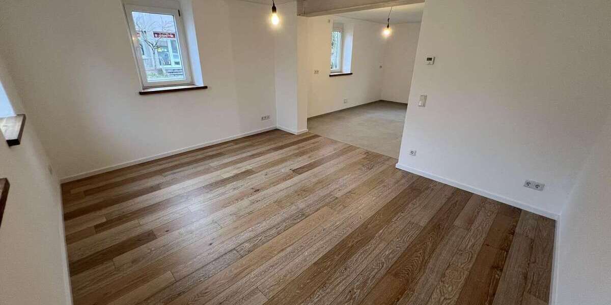 Etagenwohnung Ammerndorf - 4 Zimmer, 92 m&sup2;, 1.125&euro; | Angebot:25401316