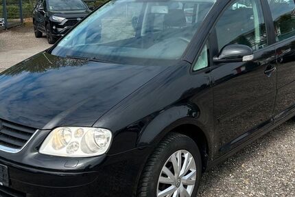 VW Touran 213.370 km 3.495 &euro; Bad Rappenau 74906
