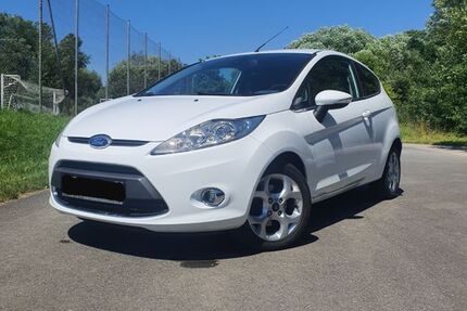 Ford Fiesta 161.000 km 3.299 &euro; Bayreuth 95447