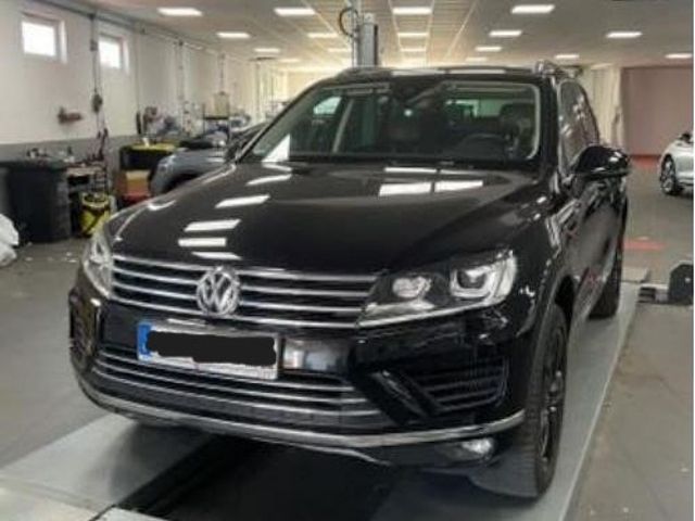 VW Touareg 148.007 km 21.498 &euro; Horn Bad Meinberg 32805