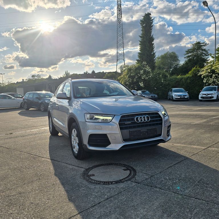 Audi Q3 107.000 km 16.500 € Altdorf 84032