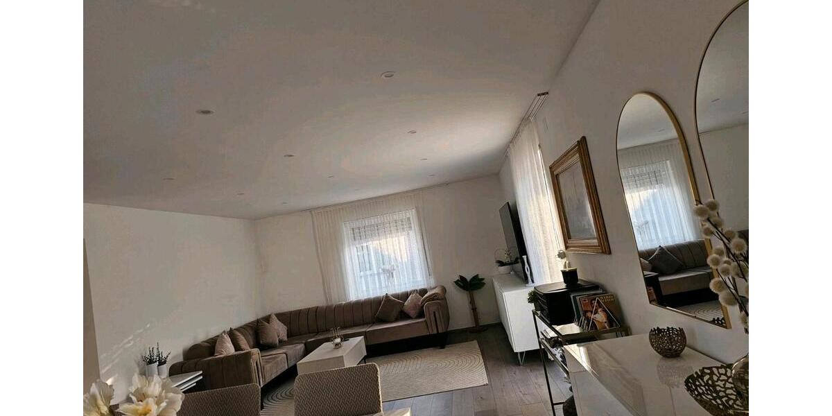 Terrassenwohnung Budenheim - 3 Zimmer, 90 m&sup2;, 1.750&euro; | Angebot:26664242