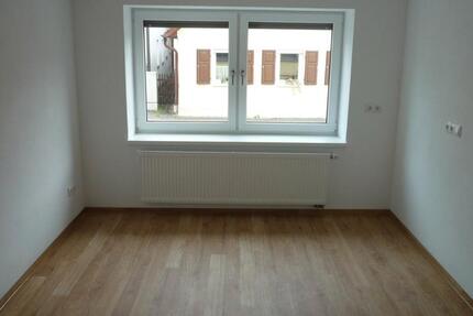 Wohnung Eggolsheim - 3 Zimmer, 80 m&sup2;, 800&euro; | Angebot:26416859