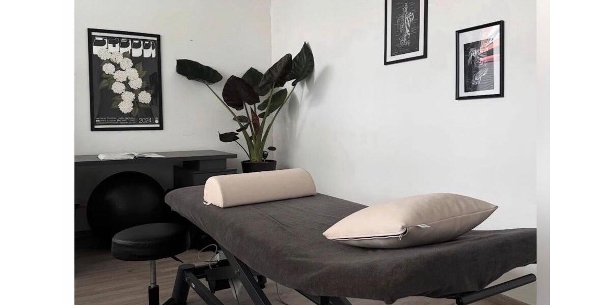 Heller Behandlungsraum zu vermieten zimmer