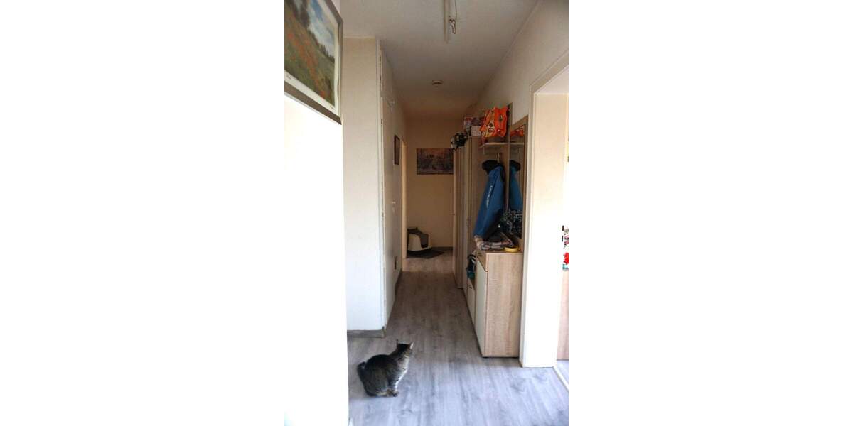 ***Wohnung mit Balkon in Bad Arolsen zu verkaufen*** 3 zimmer