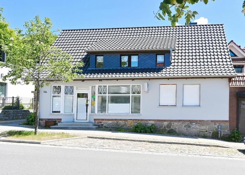 Vermieten helle, freundliche Geschäftsräume Bergener Innenstadt zimmer