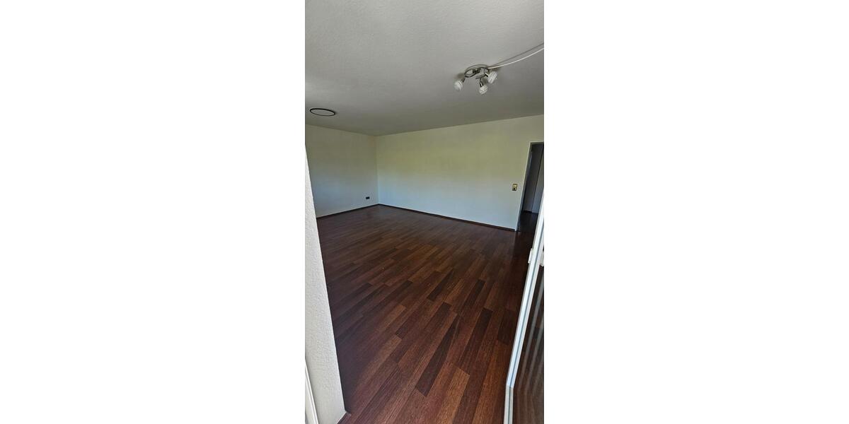 Dachgeschoßwohnung Kassel Südstadt - 2 Zimmer, 82 m&sup2;, 239.000&euro; | Angebot:26349404