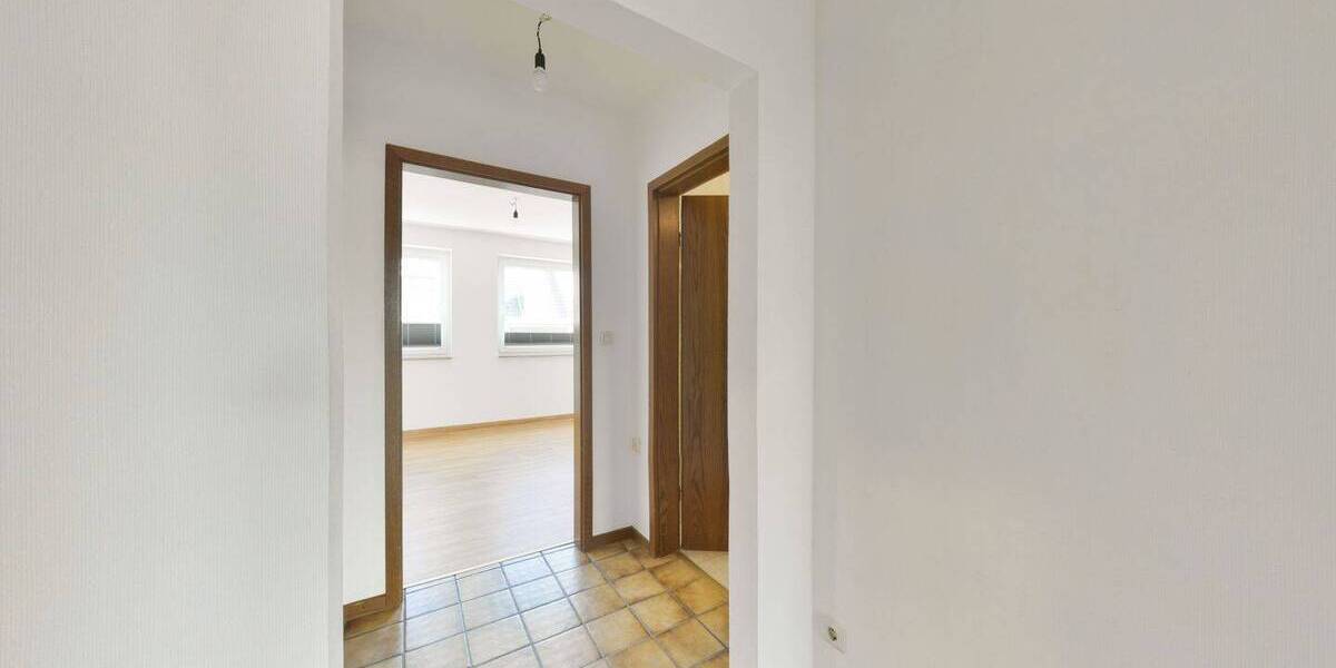 Etagenwohnung Velbert Mitte - 2 Zimmer, 69 m&sup2;, 189.000&euro; | Angebot:26029090