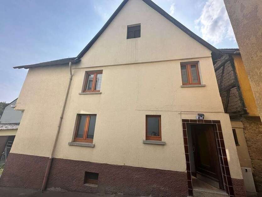 Haus zum Mieten in Leun-Biskirchen 750 € 85 m²