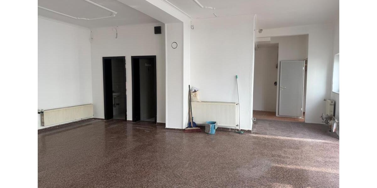 Einfamilienhaus Roding - 5 Zimmer, 120 m&sup2;, 139.000&euro; | Angebot:26545627