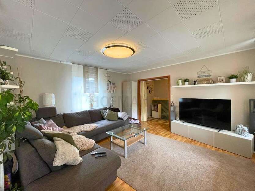Haus zum Kaufen in Aura an der Saale 250.000 € 160 m²