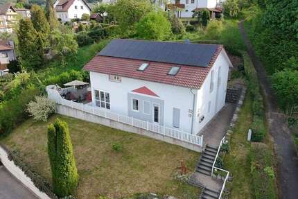 Haus Bad Orb - 7 Zimmer, 210 m&sup2;, 740.000&euro; | Angebot:26732363