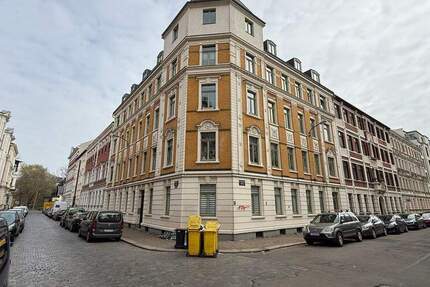 +++ Vermietete Eigentumswohnung mit großen Balkon +++ 2 zimmer