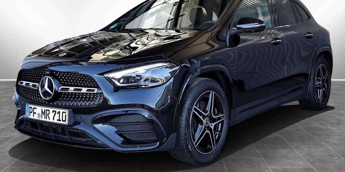 Mercedes-Benz GLA 200 10.000 km 44.879 &euro; Pforzheim 75179