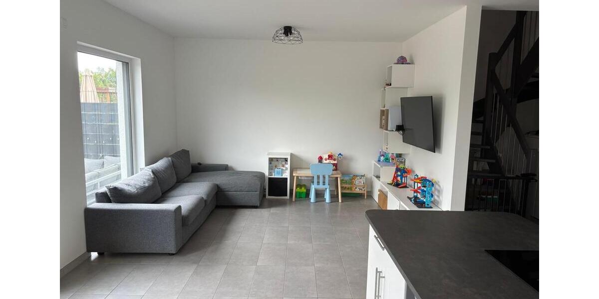 Doppelhaushälfte Velten - 5 Zimmer, 122 m&sup2;, 2.400&euro; | Angebot:24852340