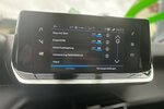 Peugeot 208 Active Pack * foliertes Dach * 71.750 km 12.995 &euro; Meißen 01662