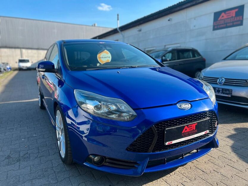 Ford Focus 187.000 km 9.299 € Greven 48268